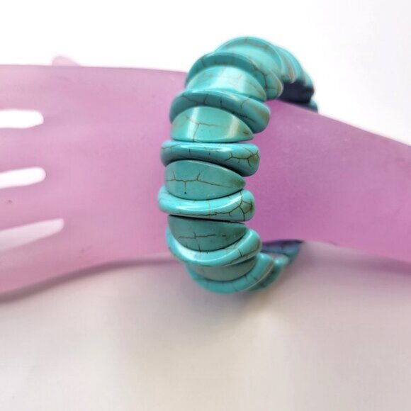 Turquoise Hued Bracelet Blue Stretchy Bracelet Elastic Lobster Tail Pattern - Picture 1 of 8